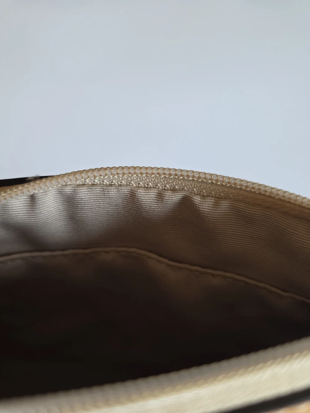 👛Coach Peyton Tattersall Wristlet Pouch in Multicolor Plaid and Tan